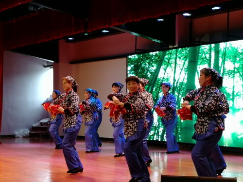 芳華綻放 巾幗禮贊——記“三八”國際婦女節(jié)文藝匯演